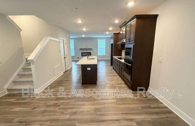 11549-107 Helmond Way photos photos 11549-107 Helmond Way photos photos