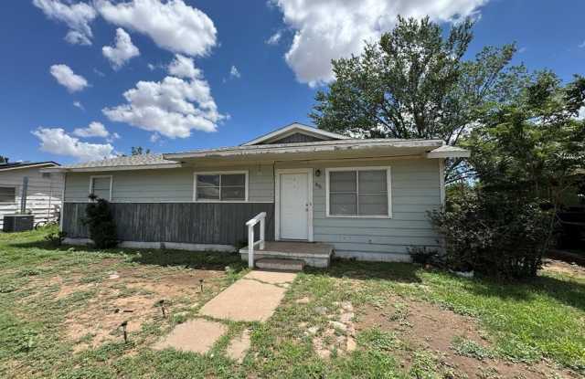 806 N 10th St photos photos