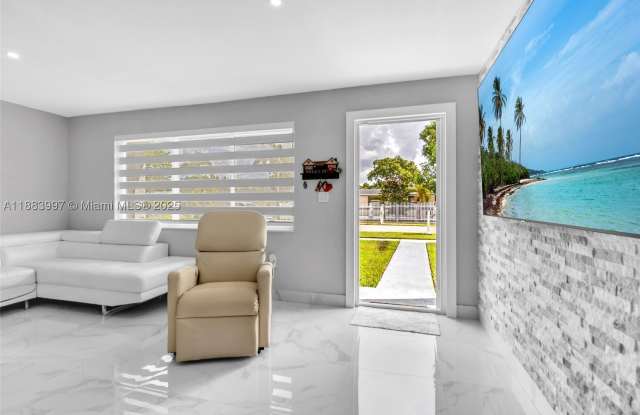 29928 SW 159th Dr Gallery 2