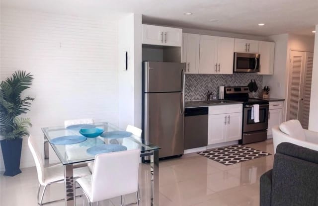 2201 NE 14 - 2201 Northeast 14th Avenue, Wilton Manors, FL 33305