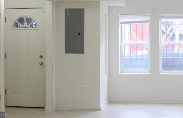 1943 VERMONT AVENUE NW Gallery 2