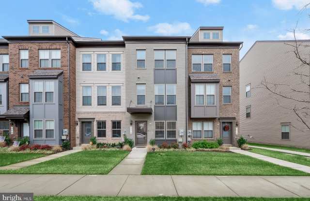 272 PHOENIX DRIVE - 272 Phoenix Drive, Largo, MD 20774
