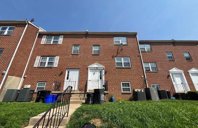 813 CHRISTOPHER PLACE photos photos