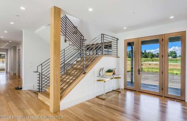 577 Fox Run Drive Gallery 4
