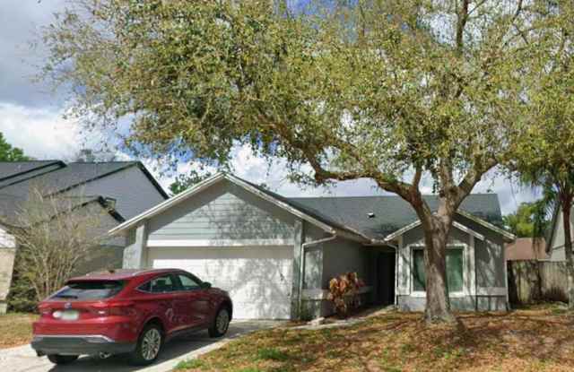 Upgraded Oviedo Home - Screened porch, fenced back yard, wood floors photos photos