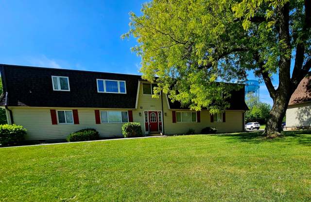 1637 Carriage Hill photos photos