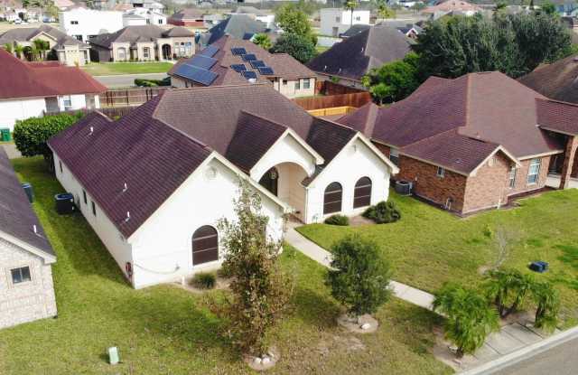 3Bed/2Bath Pharr Plantation now available! (Pharr TX) photos photos