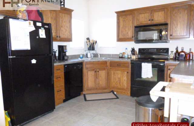 2454 Fox Sparrow Ct Gallery 2