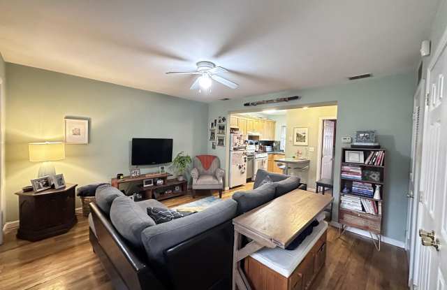 327 5TH ST - 327 5th Street, Jersey City, NJ 07302