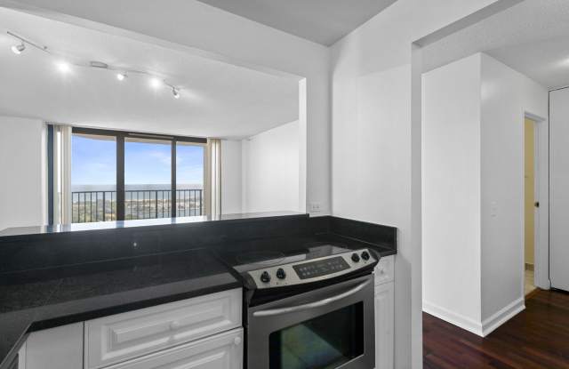 3660 North Lake Shore Drive - 3660 North Lake Shore Drive, Chicago, IL 60613 3660 North Lake Shore Drive - 3660 North Lake Shore Drive, Chicago, IL 60613