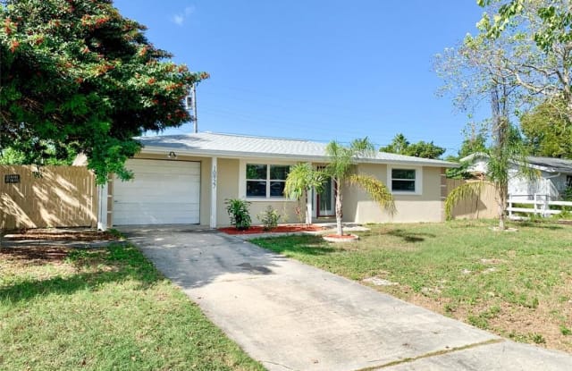 10927 HILLCREST AVENUE - 10927 Hillcrest Avenue, Bayonet Point, FL 34668