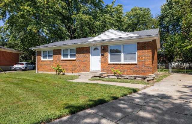 5719 Chestnutwood Way - 3 BR, 1 BA brick ranch with unfinished basement, and HUGE fenced in yard! Gallery 4