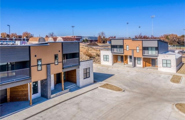 400 Rockefeller  PL - 400 Rockefeller Place, Fort Smith, AR 72903