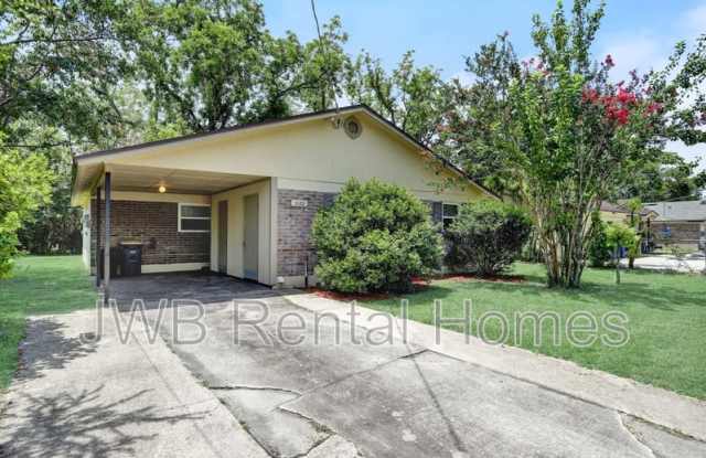 3120 Mell Ct photos photos