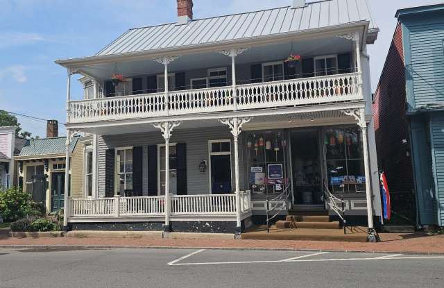 214 S TALBOT Street Gallery 1