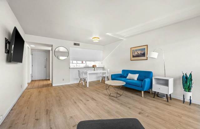 1600 Carmel Dr photos photos