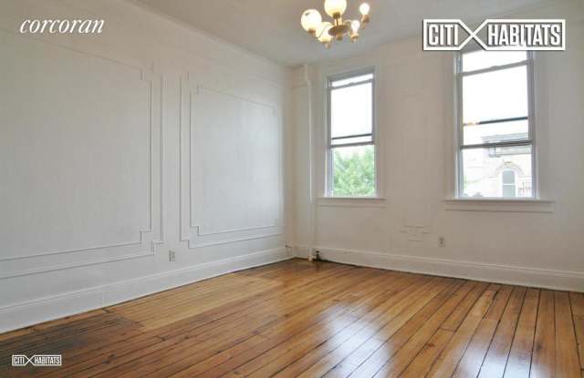 538 Driggs Avenue Gallery 2