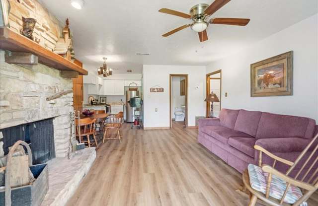 45 Cypress Fairway Vlg, Wimberley, Texas 78676 Gallery 3
