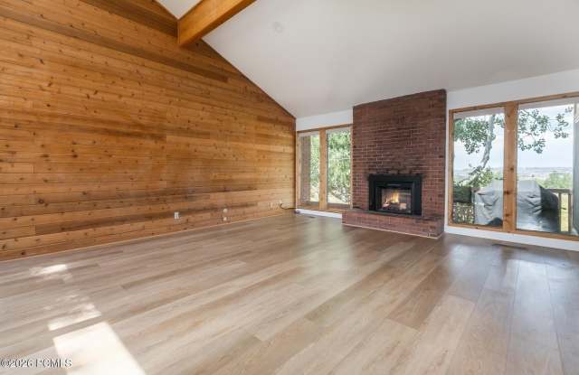 1656 Village Round Drive Gallery 4