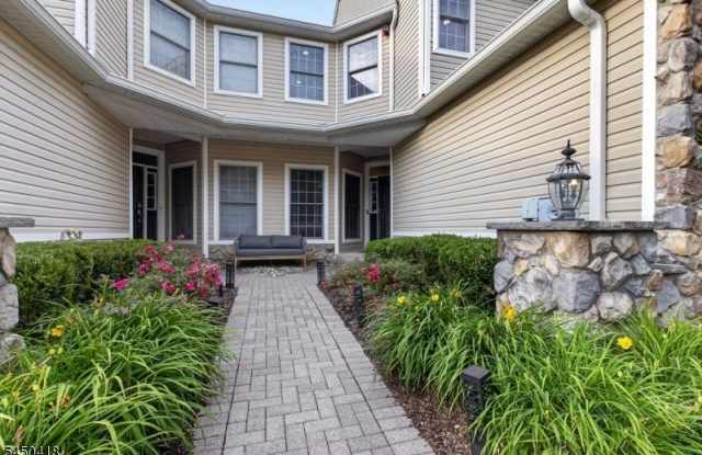 90 Winged Foot Dr Gallery 3