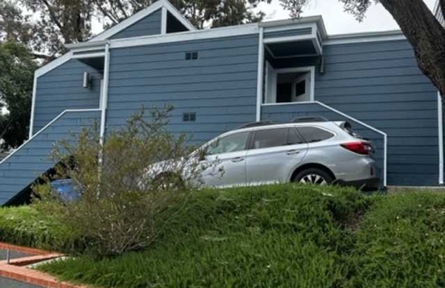 3bd/1ba Updated Home off S Higuera photos photos