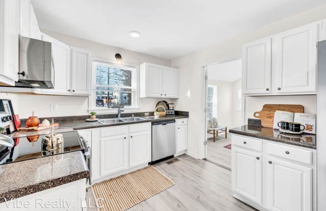 1703 Meridian St - 1703 Meridian Street, Nashville, TN 37207