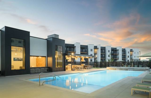 Canyon Ridge Apartments Gallery 4