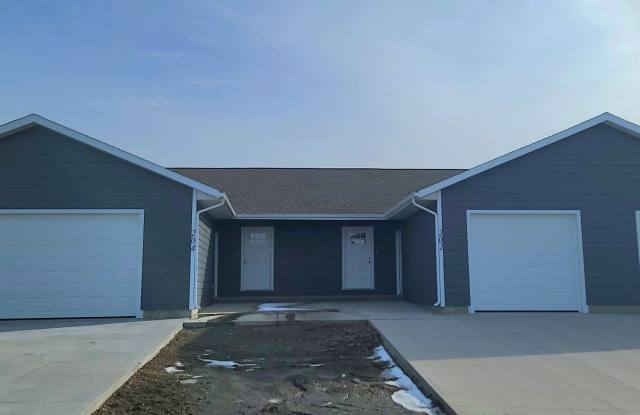 Redferen 4-Plex #1 photos photos Redferen 4-Plex #1 photos photos