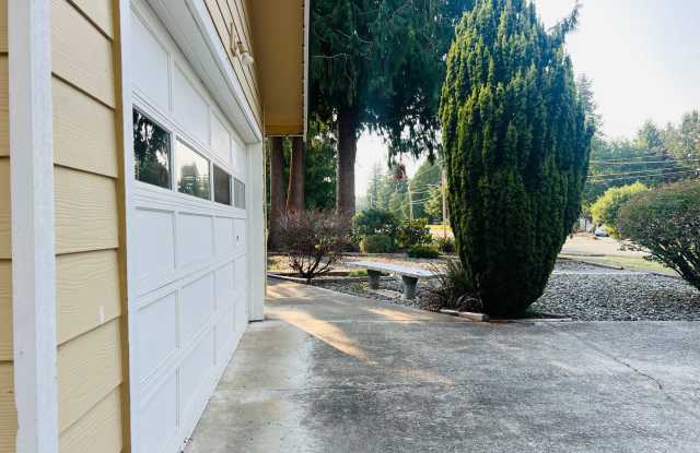 Partially Furnished 2 bedroom, 1.5 bath in Mount Vernon Gallery 4