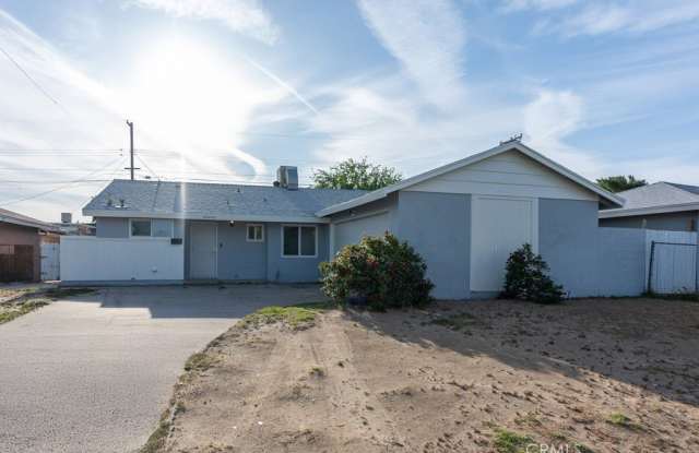 45462 3rd Street E photos photos