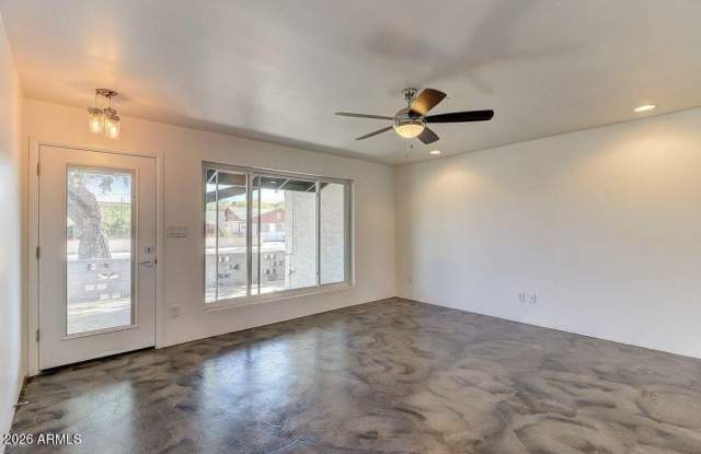 8338 E GRANADA Road Gallery 2