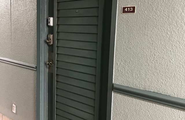 Furnished Beachside Studio Apartment Gallery 3