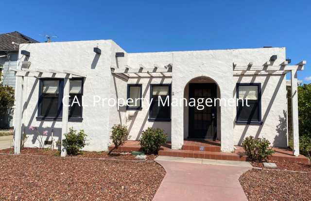 Stylish South Salinas Home | 2 Bed / 1.5 Bath | 1,370 sq ft photos photos