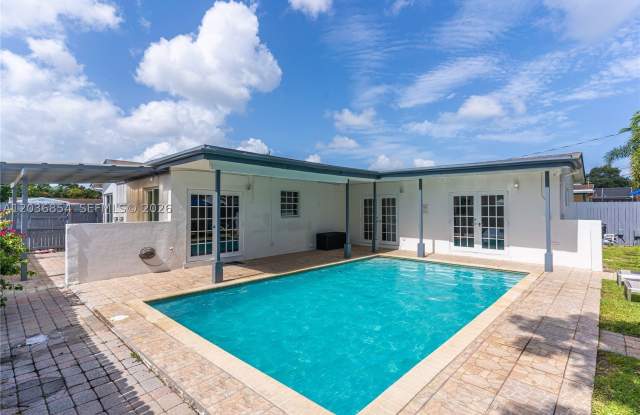 6452 Custer St photos photos