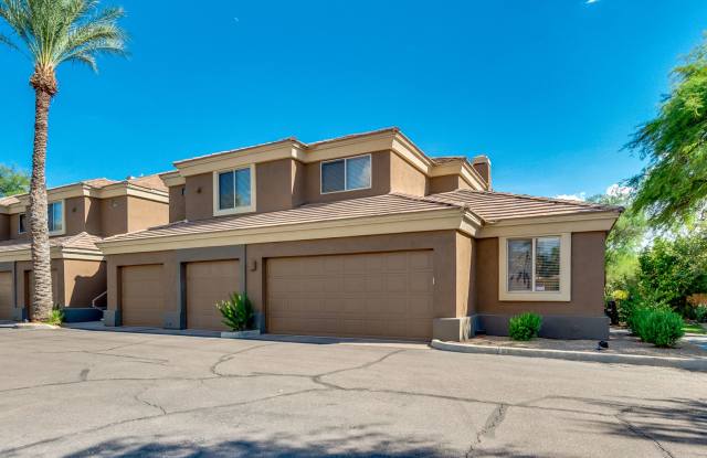 STUNNING UPDATED 1 BED / 1 BATH BILTMORE AREA CONDO photos photos