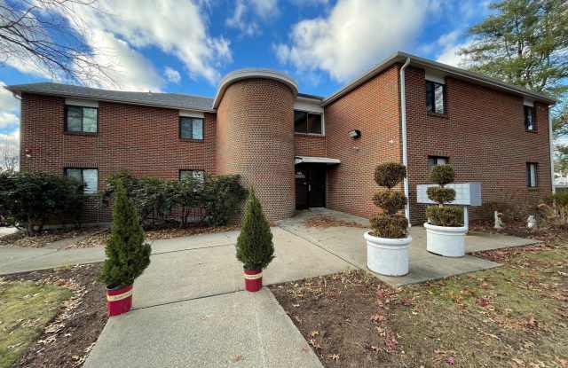 685 Success Avenue - 685 Success Avenue, Stratford, CT 06614