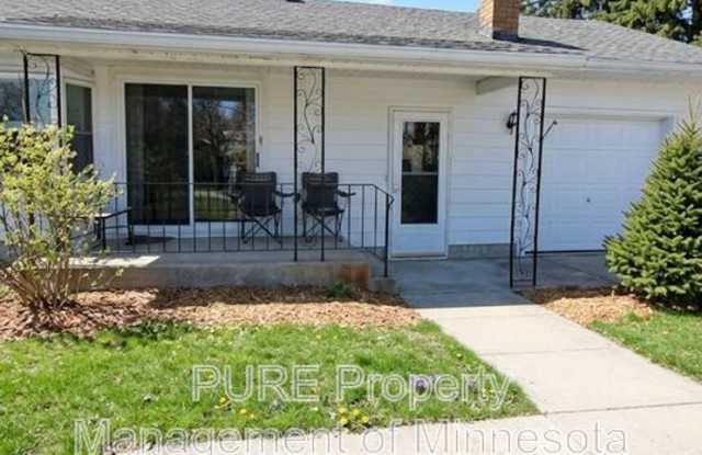 6625 1/2 Bailey Rd - 6625 Bailey Road, Woodbury, MN 55129