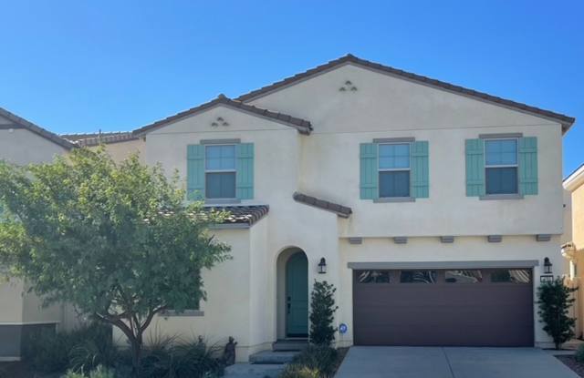 Meticulously Cared for Condo for Rent - 472 North Brierwood Avenue, Rialto, CA 92376