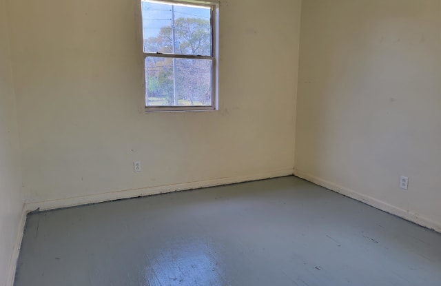 1783 W 3rd Street photos photos