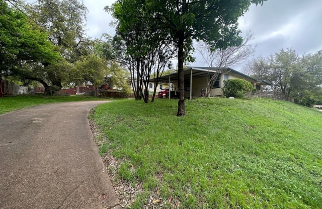 401 Philco Dr - 401 Philco Drive, Austin, TX 78745