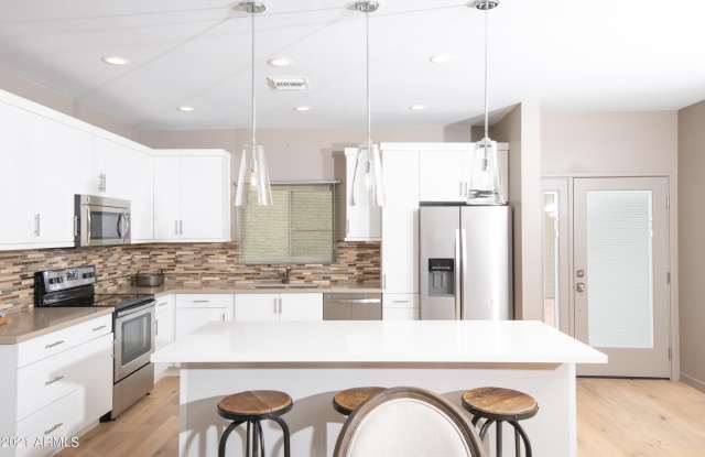 7209 E MCDONALD Drive - 7209 East Mcdonald Drive, Scottsdale, AZ 85250