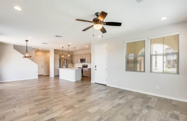 1640 S 82nd Pl Gallery 2