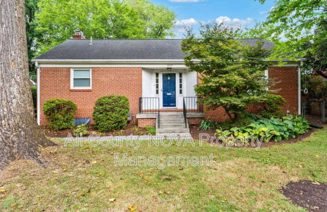 10010 FrederickAve - 10010 Frederick Avenue, Kensington, MD 20895
