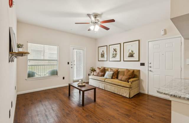Shiloh Crossing Gallery 2