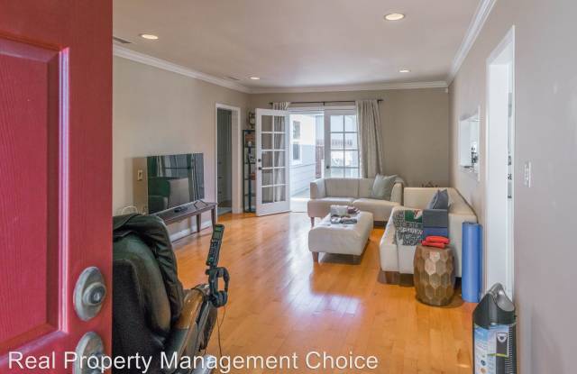 1919 Robinson St - 1919 Robinson St, Redondo Beach, CA 90278