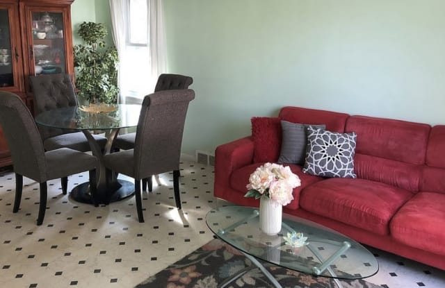 73 Oakmont Avenue Gallery 2