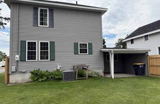 100 West Francis Street - 100 West Francis Street, Ironwood, MI 49938