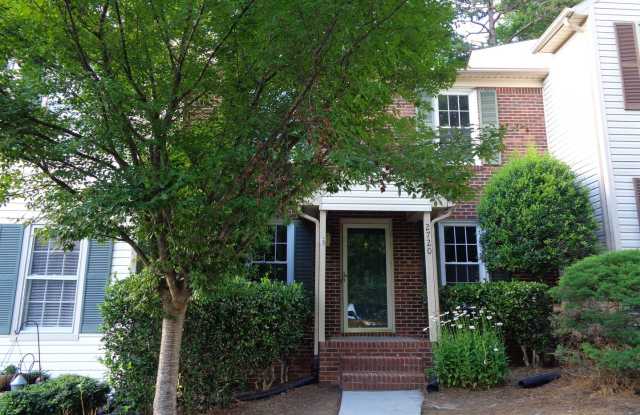 Crosswinds-Spacious Townhouse For Rent - 2720 Windy Crossing, Winston-Salem, NC 27127