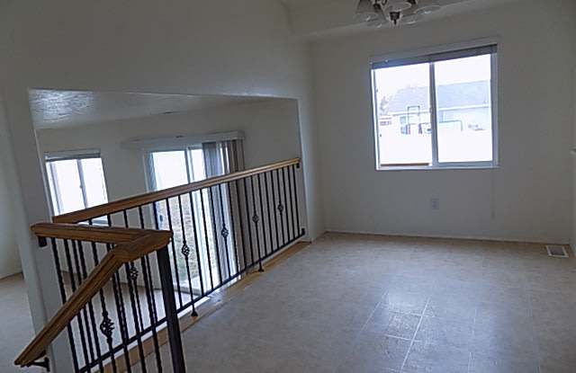 1351 N. 2660 W. Gallery 3