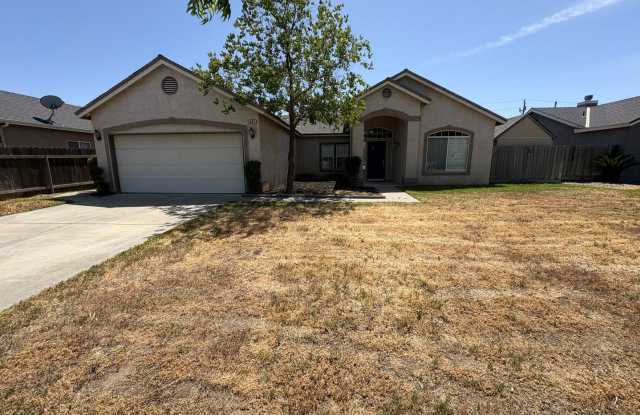 Cozy Lemoore Home Available Now! - 1441 Bay Street, Lemoore, CA 93245 Cozy Lemoore Home Available Now! - 1441 Bay Street, Lemoore, CA 93245